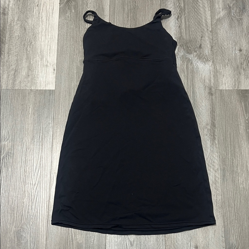 flexi fitted athletic dress / size M